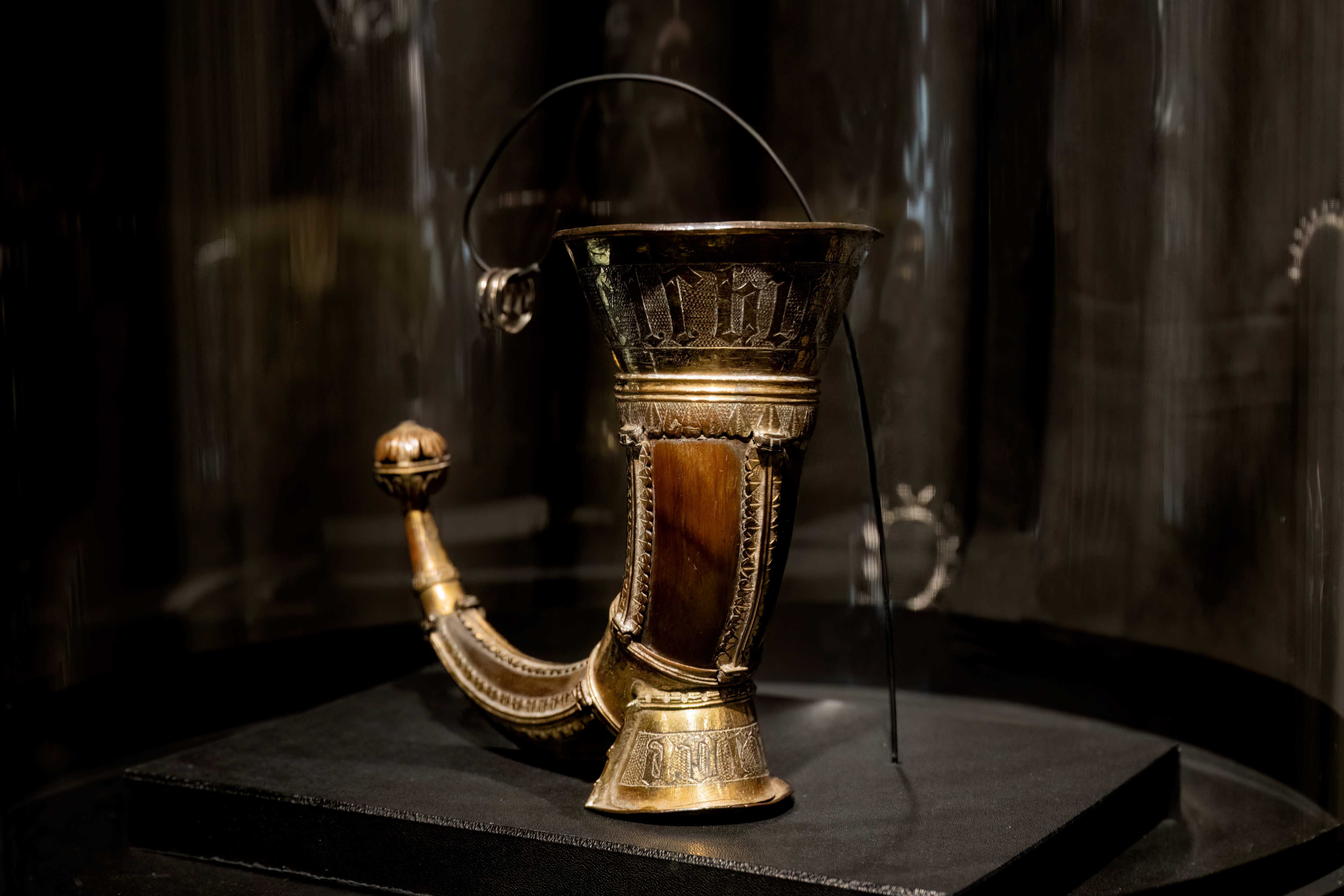 マツモク TRUMP(Lyre) SG ビザール　ジャパンビンテージ Magisk drikkehorn - Stavanger Museum